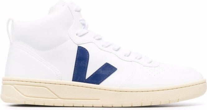 VEJA logo-patch lace-up sneakers White