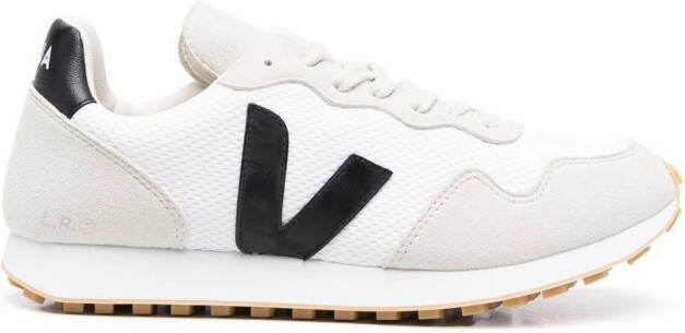 VEJA logo-patch low-top sneakers Neutrals