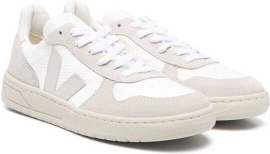 VEJA V-10 B-mesh trainers White