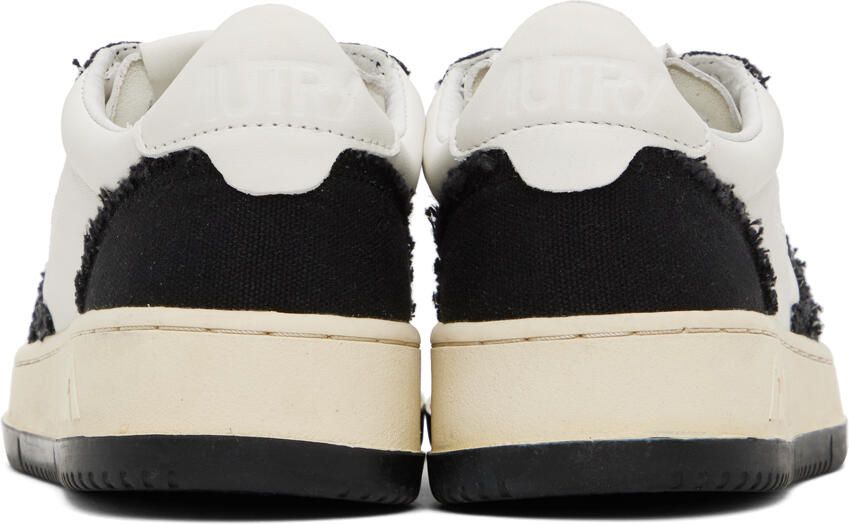 AUTRY White & Black Medalist Low Sneakers