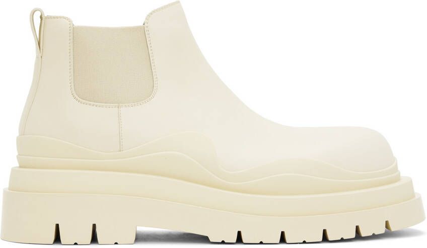 Bottega Veneta Black & Burgundy Tire Chelsea Boots - Picture 2