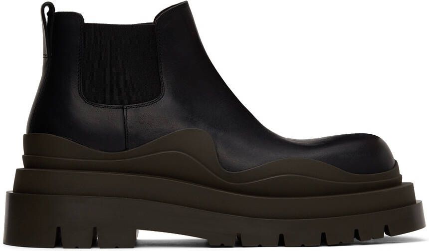 Bottega Veneta Black & Green Tire Chelsea Boots - Picture 4