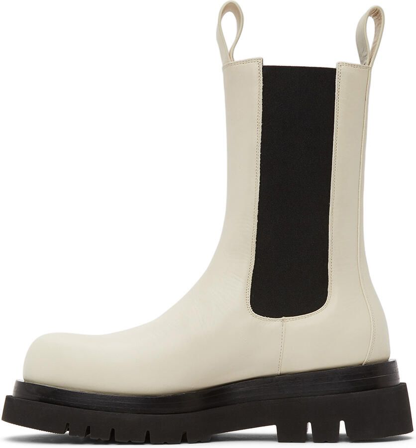 Bottega Veneta Off-White Medium 'The Lug' Chelsea Boots