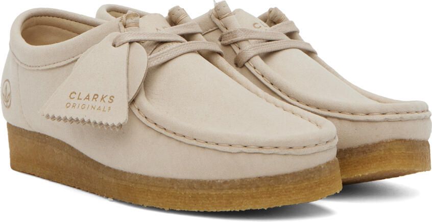 Clarks Originals Off-White Wallabee Derbys - Picture 2