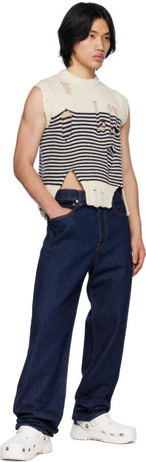 Crocs White Hiker Clogs - Picture 4