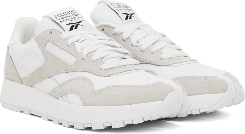 Maison Margiela White Reebok Edition Tabi Sneakers - Picture 2