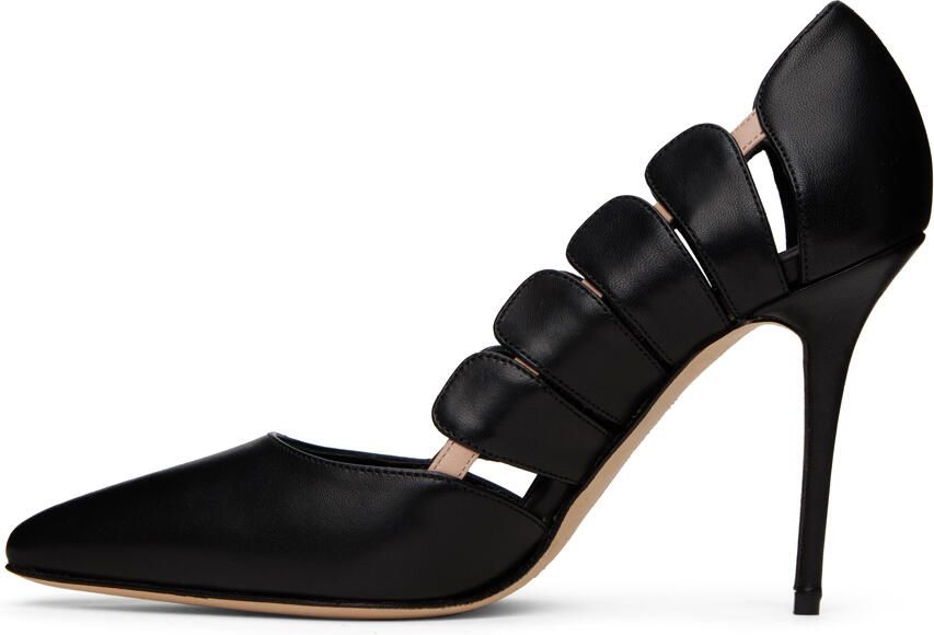 Manolo Blahnik Black Hazra Pumps - Picture 3