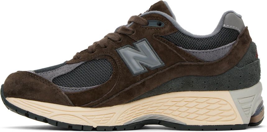 New Balance Brown & Gray Lunar New Year 2002R Sneakers - Picture 3
