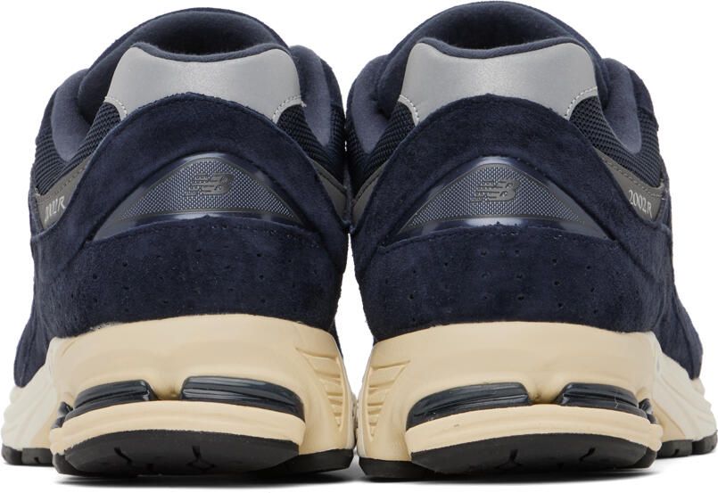 New Balance Navy M2002RCA Sneakers