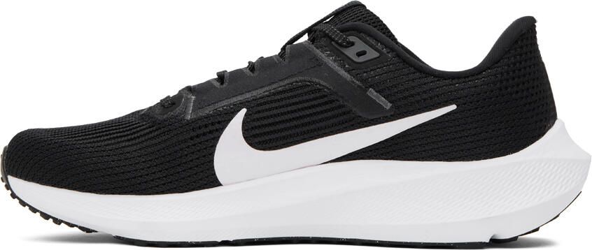 Nike Black Pegasus 40 Sneakers - Picture 3