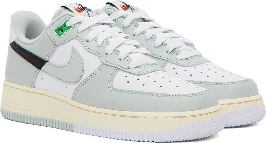 Nike Green Air Force 1 '07 LV8 Sneakers - Picture 2