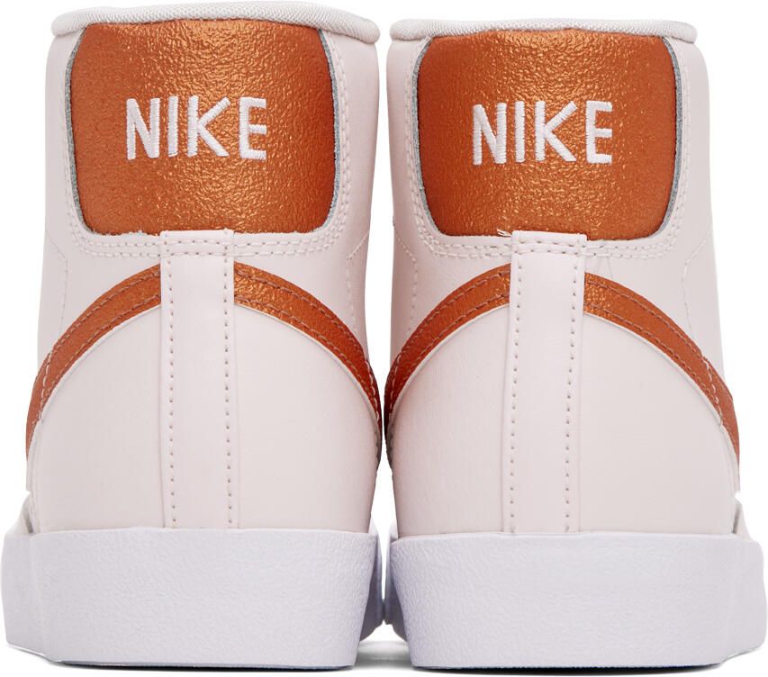 Nike Pink Blazer '77 ESS Mid Sneakers