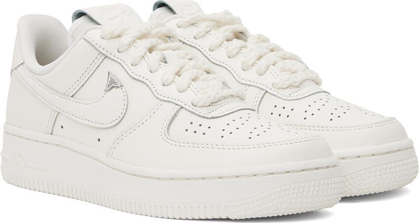 Nike White Air Force 1 '07 LV8 Sneakers - Picture 2