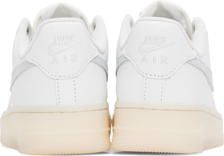 Nike White Air Force 1 '07 Sneakers