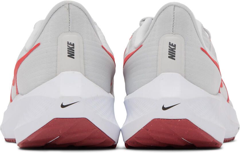 Nike White Air Zoom Pegasus 39 Sneakers