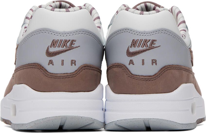 Nike White & Brown Air Max 1 Shima Sneakers - Picture 8