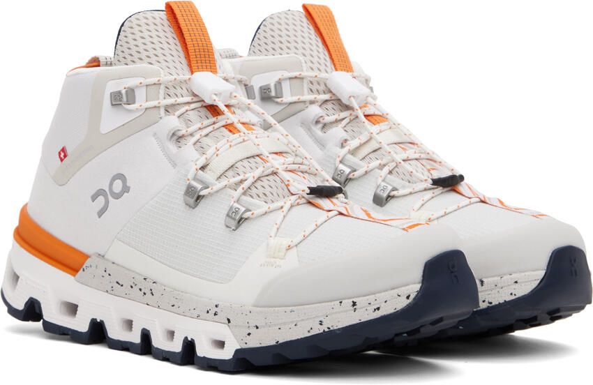 On Off-White Cloudtrax Boots - Picture 2