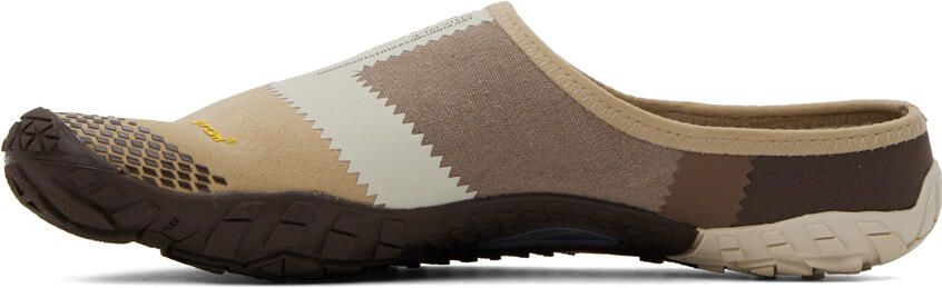 TAKAHIROMIYASHITA TheSoloist. Beige & Gray Suicoke Edition FiveFingers Sneakers - Picture 4