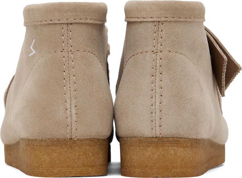 UNDERCOVER Beige Clarks Originals Edition Wallabee Boots