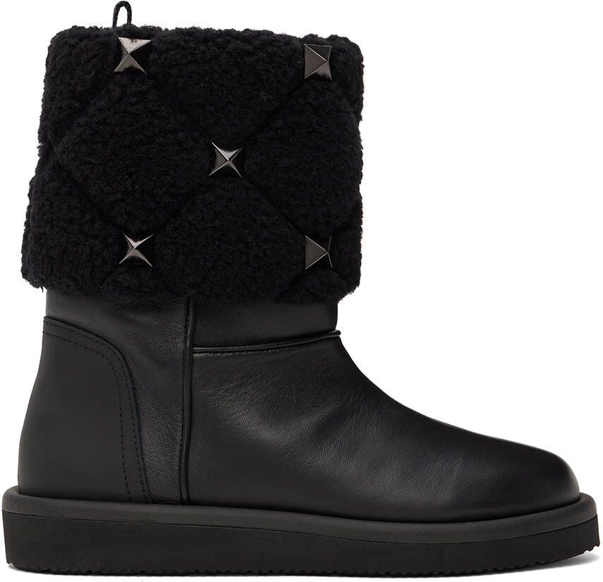 Valentino Garavani Black Roman Stud Quilted Winter Boots - Picture 5
