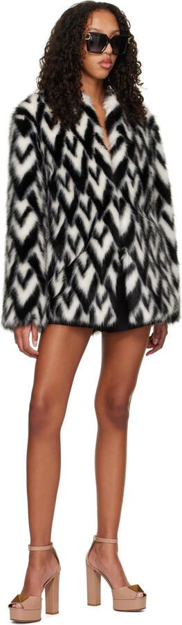 Valentino Garavani Pink Stud 120 Heeled Sandals - Picture 4