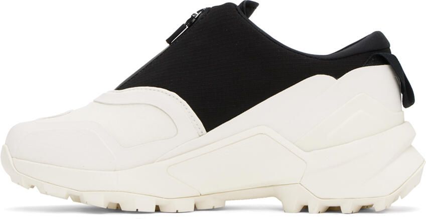Y-3 Black & Off-White Terrex Swift R3 GTX Sneakers - Picture 3